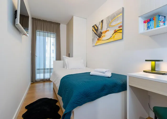 Apartament - Free Parking In Garage , Mountain And Seaview , Quiet Neighbourhood Split