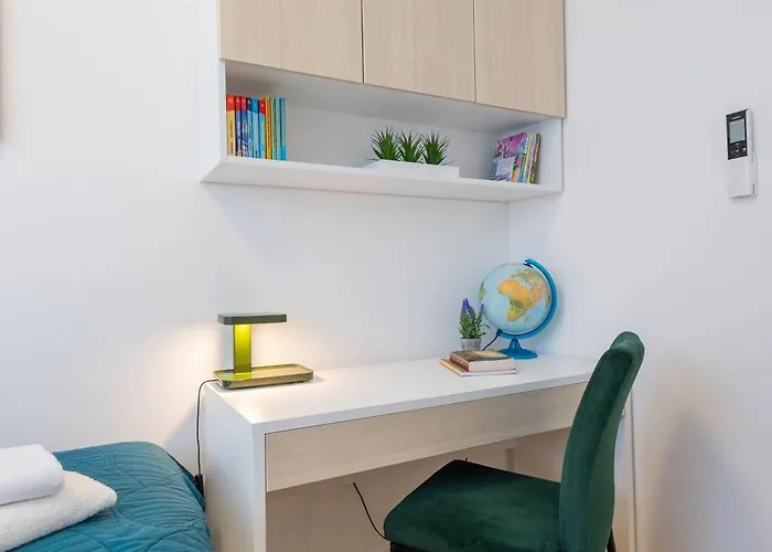 Apartament - Free Parking In Garage , Mountain And Seaview , Quiet Neighbourhood Split
